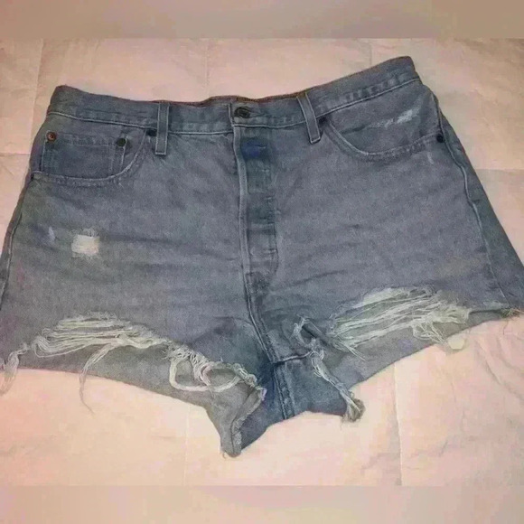 Levi’s denim shorts 501 size W34 - Picture 1 of 7